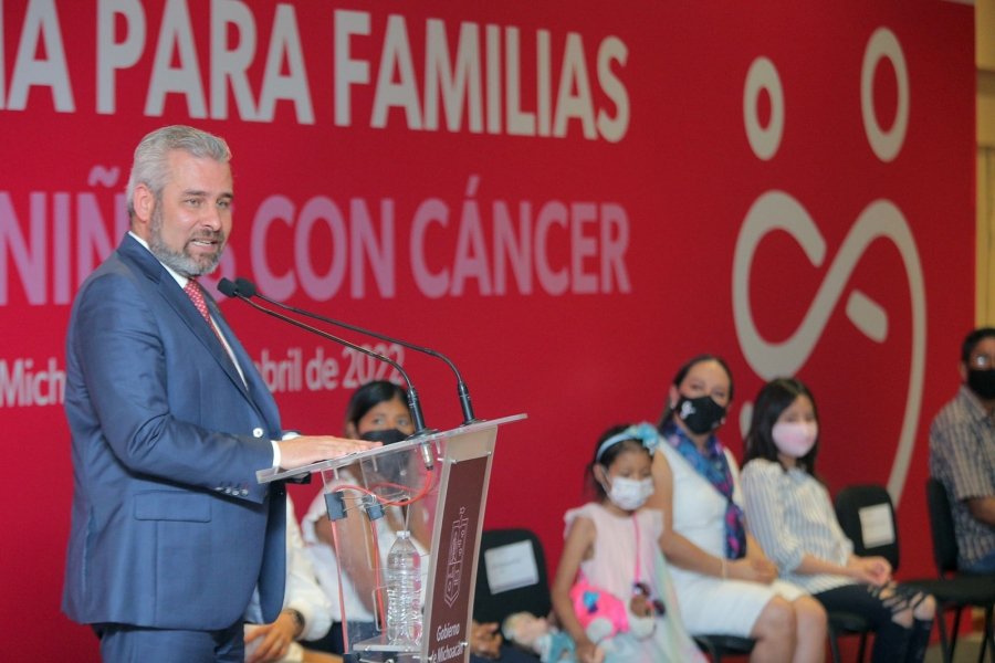 Impulsa Bedolla políticas para el fortalecimiento del bienestar social