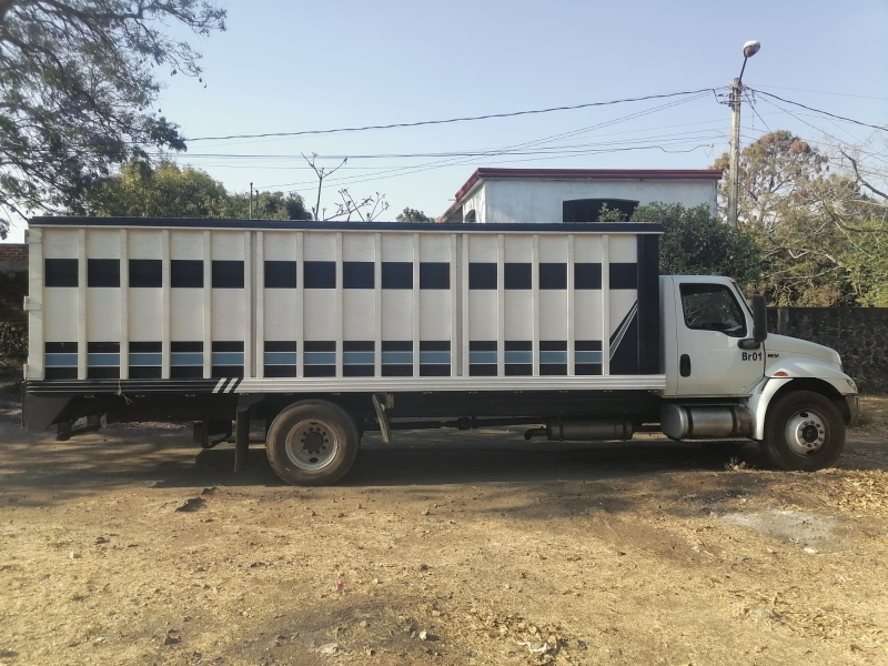 Policía Municipal recuperó camión con su carga de fruta