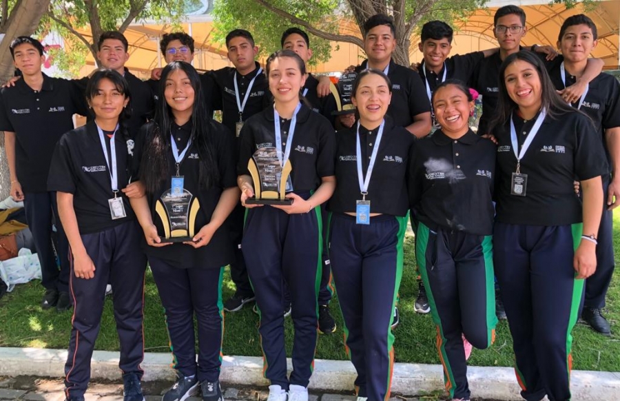 Alumnos de CECyTEM Michoacán obtienen siete medallas en Festival Nacional Académico