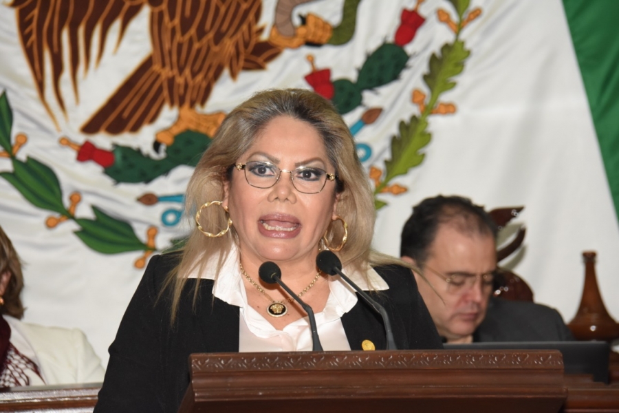 Propone Margarita López regular y dignificar Cuerpos de Bomberos﻿