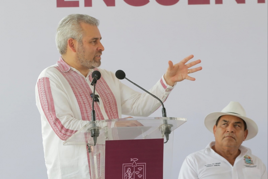 Gobierno de Michoacán va por denominación de origen del tamarindo de Aquila