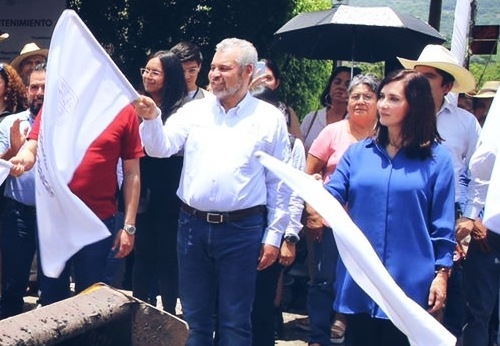 La panista Macarena Chávez, reconoce trabajo  municipalista de Bedolla
