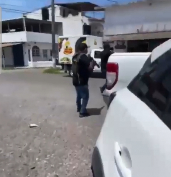 Hombre es asesinado a balazos frente a su familia en Lázaro Cárdenas 