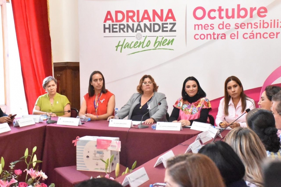 Cerrar filas en la lucha contra el cáncer de mama con decisión y convicción, exhorta Julieta García Zepeda