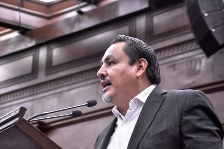 Michoacán debe refrendar su doble compromiso con los migrantes: Víctor Manríquez