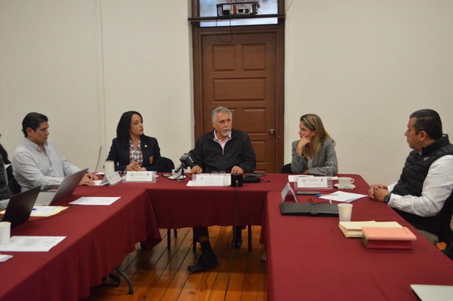 Urgen diputados conclusión de obras viales en Morelia