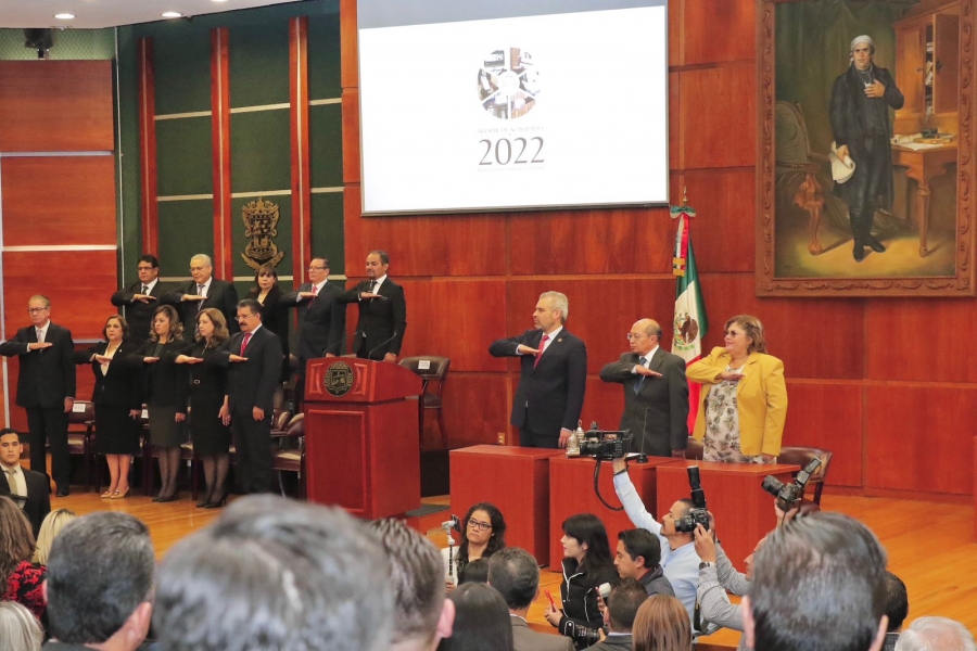 Asiste Bedolla a Informe del Poder Judicial de Michoacán 2022