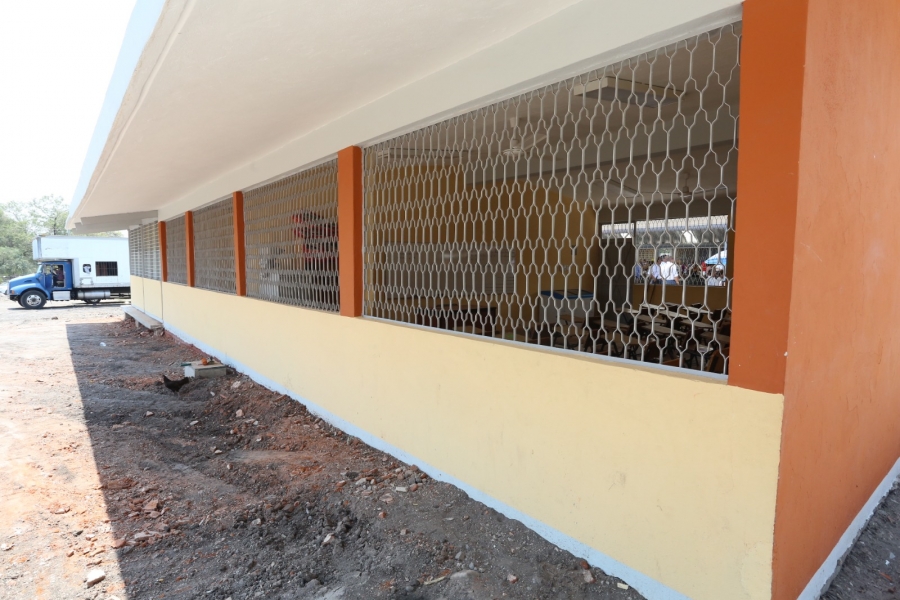 Gobierno de Michoacán invierte 992 mdp para mejorar escuelas