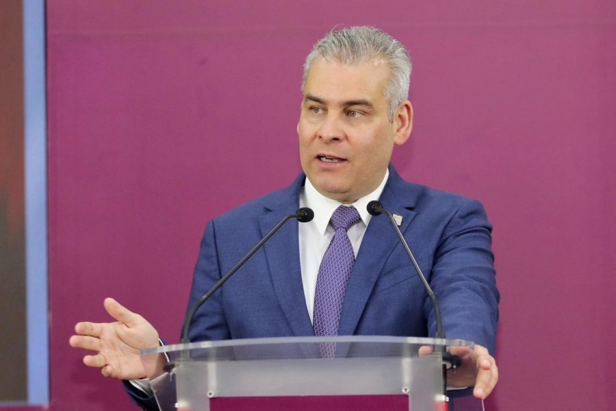 Llama Bedolla a aprovechar última semana de refrendo vehicular sin multas y recargos