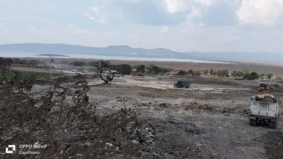 Controlado el incendio en basurero municipal de Cuitzeo, reporta Proam