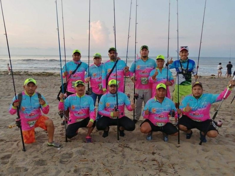 Concluyó torneo de pesca deportiva en Lázaro Cárdenas con 140 competidores: Compesca
