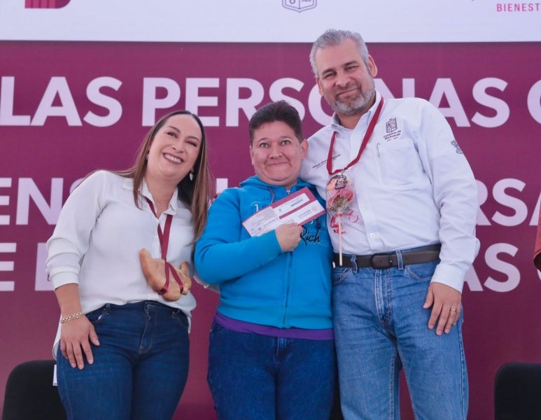 Reciben pensión más de 46 mil michoacanos con discapacidad