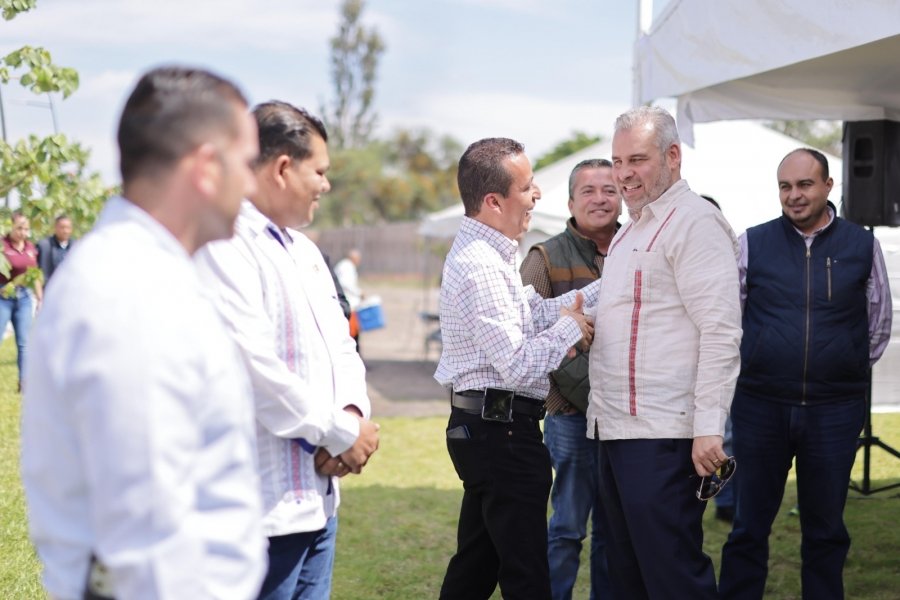 Convoca Bedolla a la unidad para preservar fondos para obra, agua, educación y seguridad