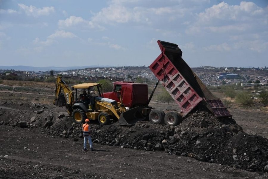 Reconoce CMIC inversión de Bedolla en infraestructura carretera