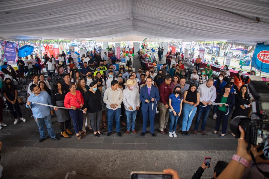 Ofertan más de mil plazas en Feria Estatal del Empleo