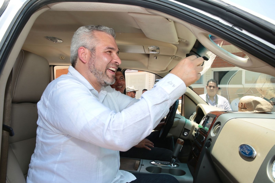 Apertura Bedolla módulo para la regularización de vehículos de procedencia extranjera en Huetamo