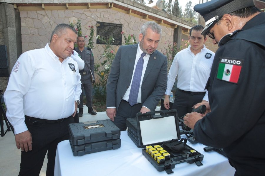 Inaugura Bedolla área deportiva y de atención médica del Sistema Penitenciario