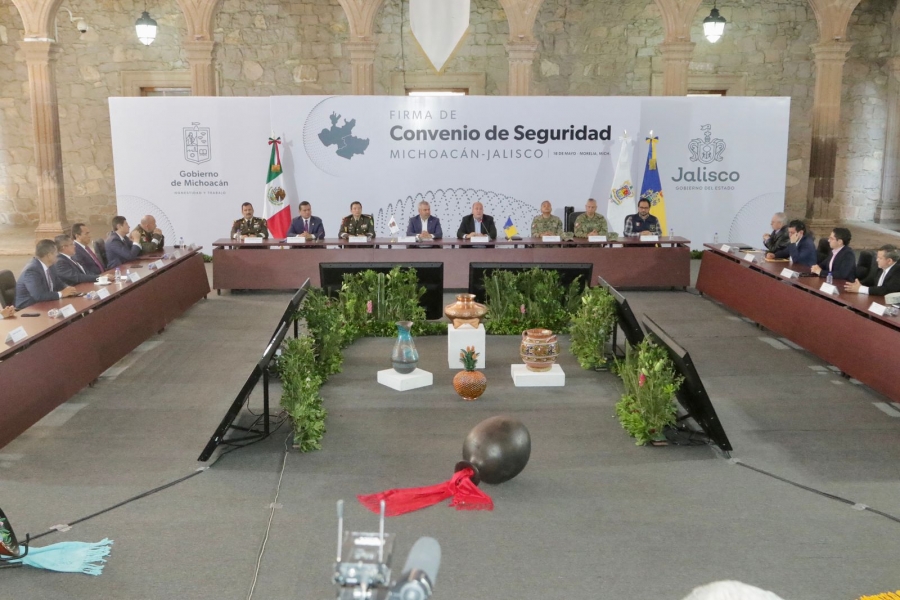 Michoacán y Jalisco firman convenio por la seguridad y desarrollo de la región